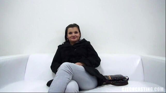 E0419 Nikola 7640 xxx amateur video