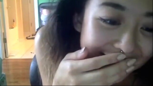 she's caught masturbating cause she doesn’t have a door to her room xxx webcam video